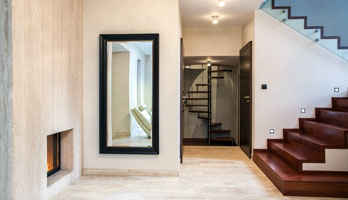 Custom size wall mirror for foyer space